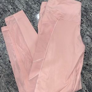 Victoria secret knockout leggings (light pink)
